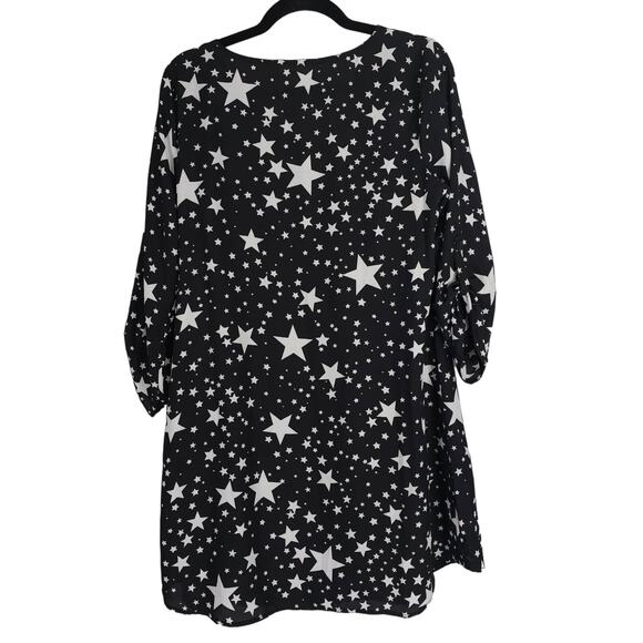 Decree Womens Size L Oh My Stars Black White Shirt Dress Roll Tab Sleeve NEW - Picture 2 of 12
